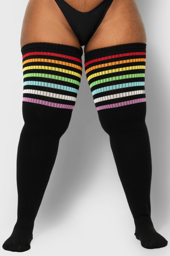 Thigh_Highs_Classic_Black_and_White_Pattern