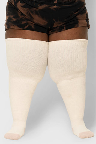 HOW TO: Keep your Thigh Highs Up Thunda Thighs HOW TO: Keep your Thigh Highs Up Thunda Thighs