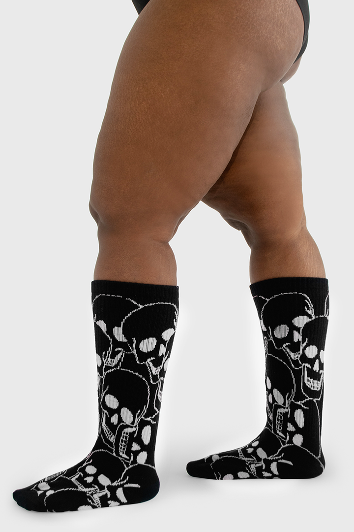 Under the Knee - Skull (Black & White)